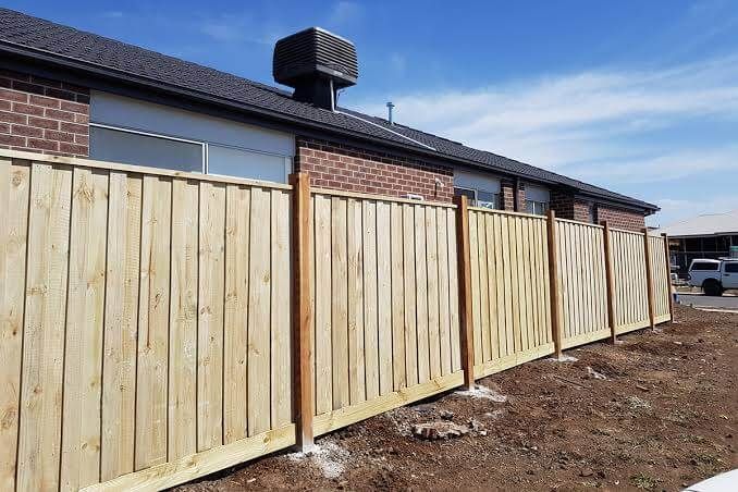 Timber and Colorbond fencing built by Barden Bros Group
