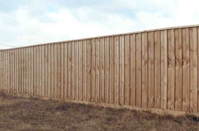Timber and Colorbond fencing built by Barden Bros Group